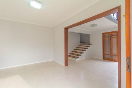 Casa à venda com 146m², 3 quartos e 3 vagasSala