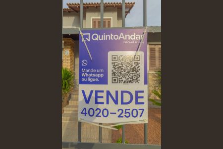 Casa à venda com 146m², 3 quartos e 3 vagasFachada/Placa