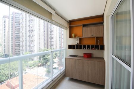 Apartamento para alugar com 45m², 1 quarto e 1 vagaVaranda
