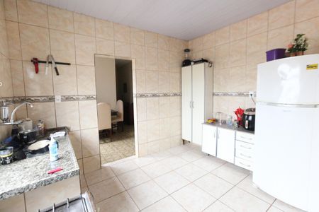 Casa à venda com 354m², 4 quartos e 3 vagas