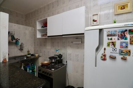 Cozinha de casa para alugar com 2 quartos, 53m² em Garcia, Salvador