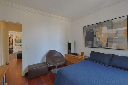 Apartamento à venda com 358m², 4 quartos e 4 vagasQuarto 2 - Suíte