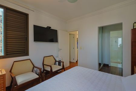 Apartamento à venda com 358m², 4 quartos e 4 vagasQuarto 3 - Suíte