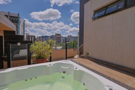 Apartamento à venda com 358m², 4 quartos e 4 vagasCobertura