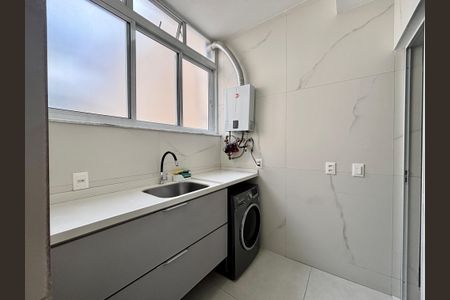 Apartamento para alugar com 160m², 3 quartos e 1 vagaÁrea de Serviço