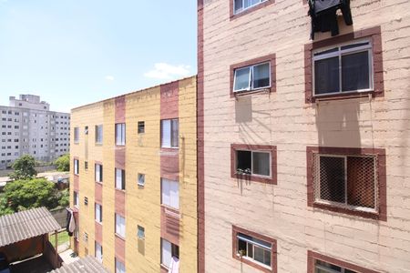 Vista da sala  de apartamento para alugar com 2 quartos, 52m² em Vila Camilópolis, Santo André