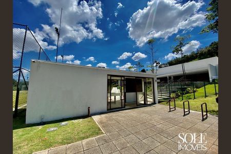 Casa de condomínio à venda com 328m², 4 quartos e 4 vagas