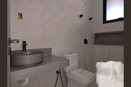 Casa de condomínio à venda com 328m², 4 quartos e 4 vagas