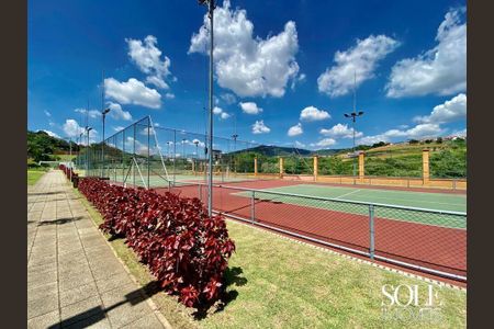 Casa de condomínio à venda com 328m², 4 quartos e 4 vagas