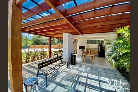 Casa de condomínio à venda com 328m², 4 quartos e 4 vagas