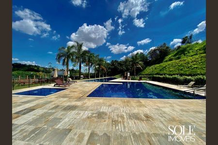 Casa de condomínio à venda com 328m², 4 quartos e 4 vagas