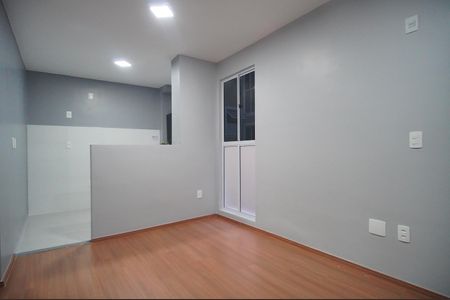 Sala de apartamento para alugar com 2 quartos, 45m² em Rondônia, Novo Hamburgo