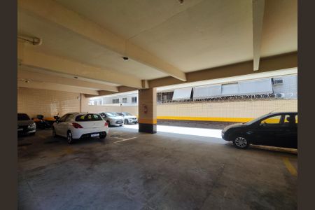 Apartamento à venda com 129m², 3 quartos e 2 vagas Apartamento à venda com 129m², 3 quartos e 2 vagasÁrea Comum Garagem