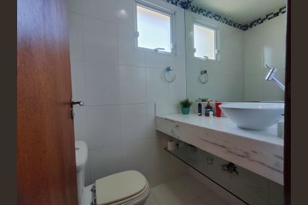 Apartamento à venda com 129m², 3 quartos e 2 vagas Apartamento à venda com 129m², 3 quartos e 2 vagasLavabo