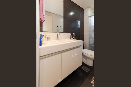 Apartamento à venda com 98m², 3 quartos e 2 vagasBanheiro social