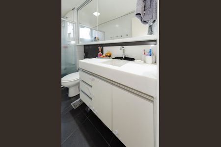 Apartamento à venda com 98m², 3 quartos e 2 vagasBanheiro suíte