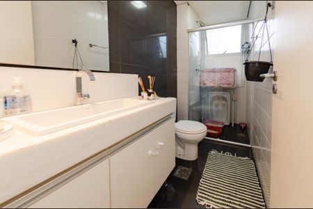 Apartamento à venda com 98m², 3 quartos e 2 vagasBanheiro social