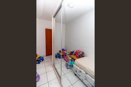 Casa à venda com 100m², 2 quartos e 1 vaga Casa à venda com 100m², 2 quartos e 1 vagaQuarto 2