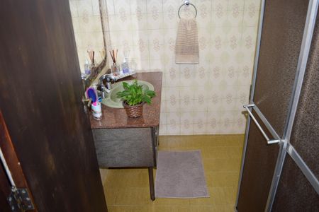 Casa à venda com 160m², 4 quartos e 2 vagasBanheiro 2