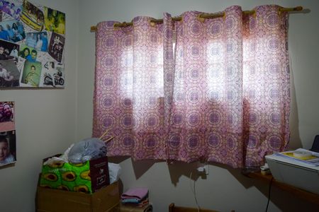 Casa à venda com 160m², 4 quartos e 2 vagasEscritório