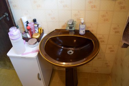 Casa à venda com 160m², 4 quartos e 2 vagasBanheiro