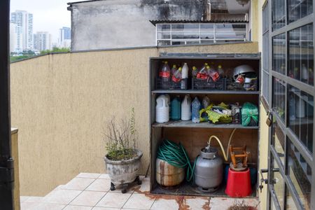 Casa à venda com 160m², 4 quartos e 2 vagasArea de Serviço