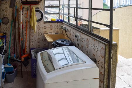 Casa à venda com 160m², 4 quartos e 2 vagasArea de Serviço