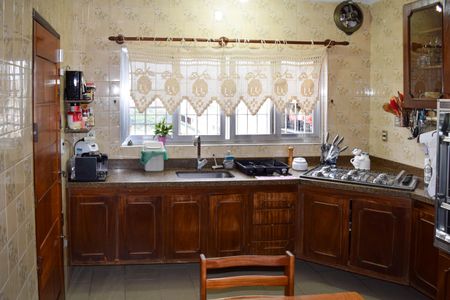 Casa à venda com 160m², 4 quartos e 2 vagasCozinha