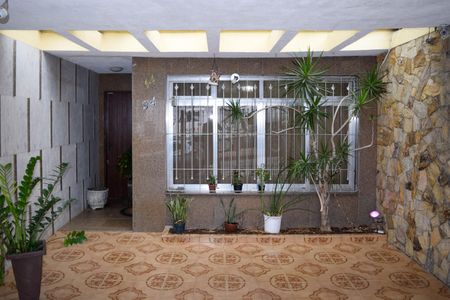 Casa à venda com 160m², 4 quartos e 2 vagasGaragem