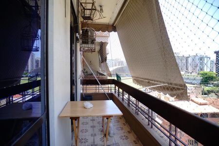 Apartamento à venda com 120m², 3 quartos e 2 vagasVaranda dos quartos