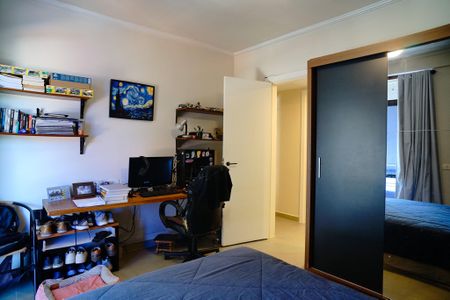 Apartamento à venda com 120m², 3 quartos e 2 vagasQuarto 2