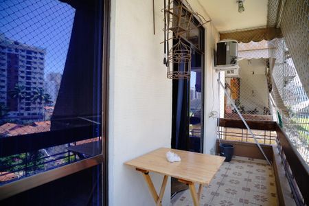 Apartamento à venda com 120m², 3 quartos e 2 vagasVaranda dos quartos