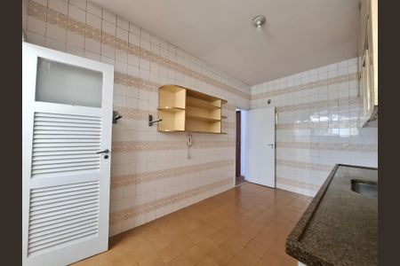 Apartamento à venda com 82m², 2 quartos e 1 vagaCozinha 