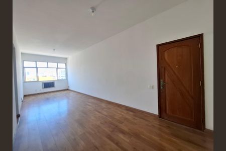 Apartamento à venda com 82m², 2 quartos e 1 vagaSala