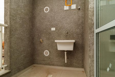 Apartamento à venda com 13m², 2 quartos e 1 vagaÁrea de serviço e varanda