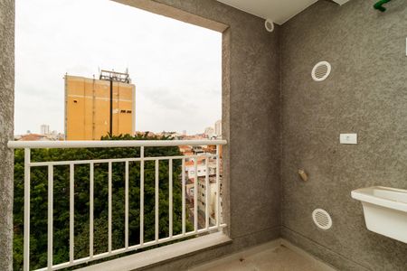 Apartamento à venda com 13m², 2 quartos e 1 vagaÁrea de serviço e varanda