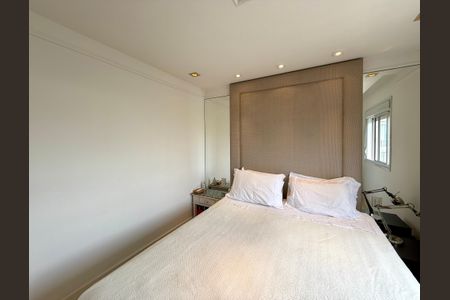 Apartamento à venda com 130m², 3 quartos e 2 vagasSuíte 