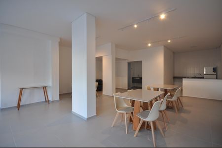 Apartamento à venda com 43m², 2 quartos e 1 vagaÁrea comum - Salão de festas