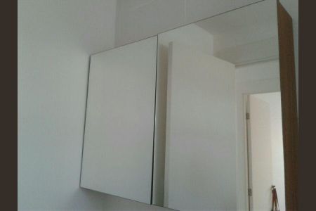 Banheiro de apartamento para alugar com 2 quartos, 45m² em Anil, Rio de Janeiro