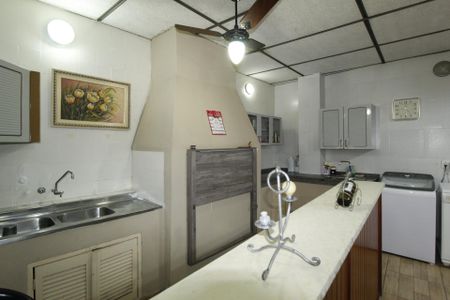 Casa à venda com 150m², 2 quartos e 2 vagasChurrasqueira