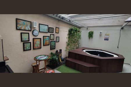 Casa de condomínio à venda com 114m², 3 quartos e 2 vagas Casa de condomínio à venda com 114m², 3 quartos e 2 vagasÁrea externa