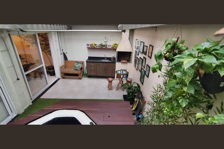 Casa de condomínio à venda com 114m², 3 quartos e 2 vagas Casa de condomínio à venda com 114m², 3 quartos e 2 vagasÁrea externa