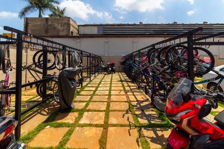 Apartamento para alugar com 32m², 2 quartos e sem vaga Apartamento para alugar com 32m², 2 quartos e sem vagaBicicletário