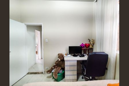 Casa à venda com 231m², 3 quartos e 3 vagasQuarto 2