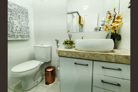 Casa à venda com 231m², 3 quartos e 3 vagasBanheiro Social