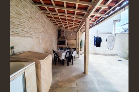 Casa à venda com 231m², 3 quartos e 3 vagasÁrea de Serviço