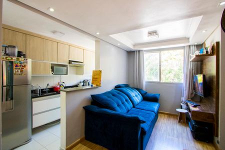 Sala de apartamento para alugar com 2 quartos, 49m² em Parque São Vicente, Santo André