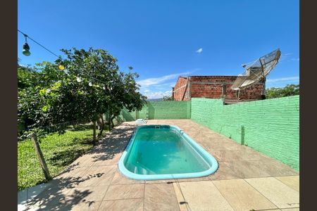 Casa para alugar com 98m², 2 quartos e 1 vaga Casa para alugar com 98m², 2 quartos e 1 vagaPiscina