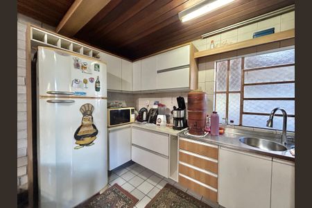 Casa para alugar com 98m², 2 quartos e 1 vaga Casa para alugar com 98m², 2 quartos e 1 vagaCozinha