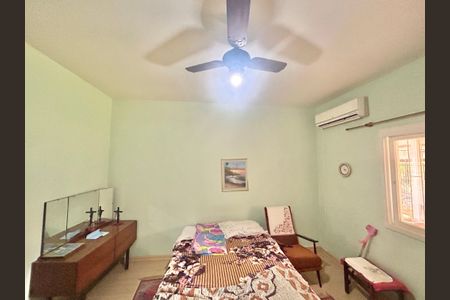 Casa para alugar com 218m², 3 quartos e 2 vagas Casa para alugar com 218m², 3 quartos e 2 vagasQuarto